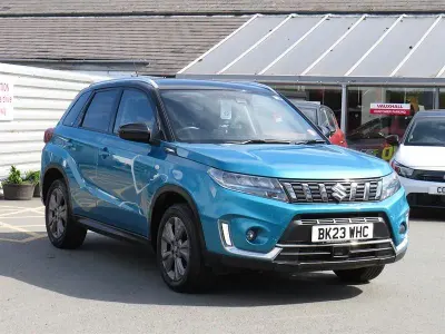 Second-hand Suzuki Vitara SZ-T 129 CP (94 kW) 2023 Albastru SUV