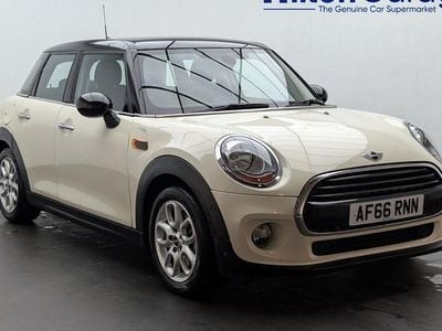 Used Mini Cooper Hatch 136 HP (100 kW) 2016 White Hatchback