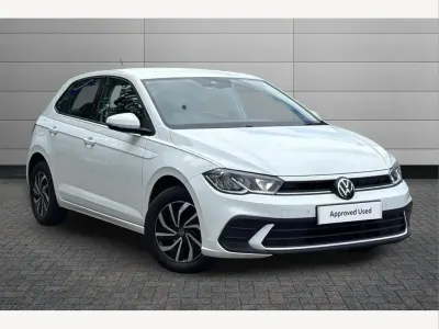 Used VW Polo Life 95 HP (69 kW) 2023 White Hatchback