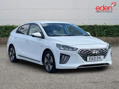 Used Hyundai Ioniq Premium SE 141 HP (103 kW) 2021 White Hatchback