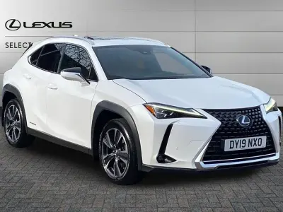 Used Lexus UX 181 HP (133 kW) 2019 Sonic white SUV