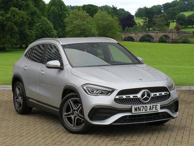 Mercedes GLA200