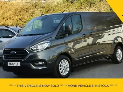 Usado Ford Transit Custom Limited 170 CV (125 kW) 2021 Gris Van