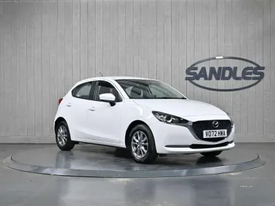 Used Mazda 2 90 HP (66 kW) 2023 White Hatchback