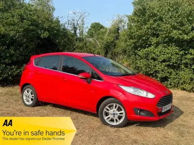 Used Ford Fiesta Zetec 2014 Red Hatchback