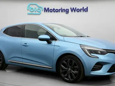 Used Renault Clio Version S 140 HP (102 kW) 2022 Hatchback
