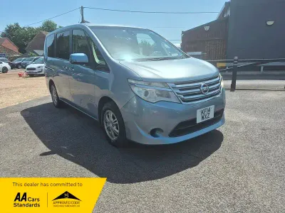Used Nissan Serena 2014 Blue
