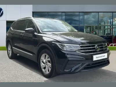Używany VW Tiguan Allspace Life 150 KM (110 kW) 2024 Czarny SUV