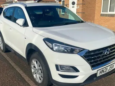 Używany Hyundai Tucson SE 116 KM (85 kW) 2020 Biały SUV