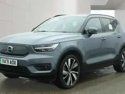 Usado Volvo XC40 Pro 300 kW (408 HP) 2021 SUV
