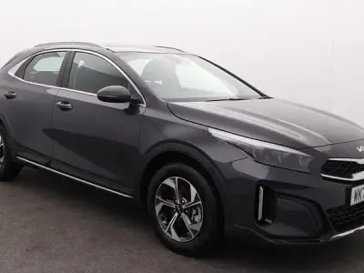 New Kia XCeed 2025 Grey SUV