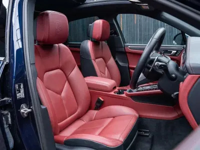 Usado Porsche Macan 265 HP (194 kW) 2022 Azul SUV