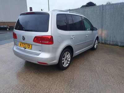 Used VW Touran SE 105 HP (77 kW) 2011 Silver MPV
