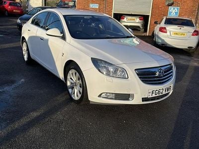White Used 2012 Vauxhall Insignia Elite Hatchback | £1,895