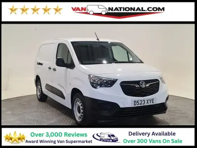 Used Vauxhall Combo 100 HP (73 kW) 2023 White MPV