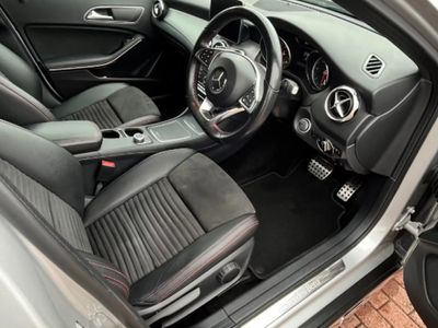 Mercedes GLA220