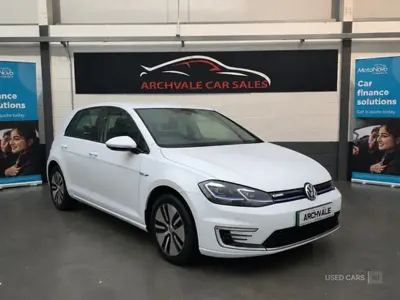 Begagnad VW e-Golf 2019 Halvkombi