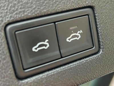 Used 2023 VW Touareg R-line SUV | £30,999 (Fair price)