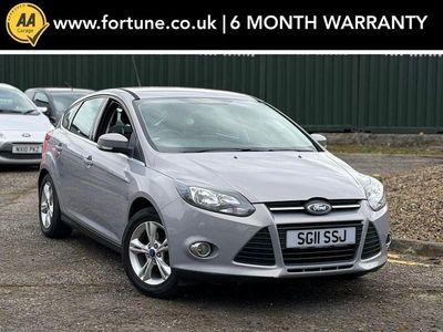 Used Ford Focus Zetec 125 HP (91 kW) 2011 Silver Hatchback