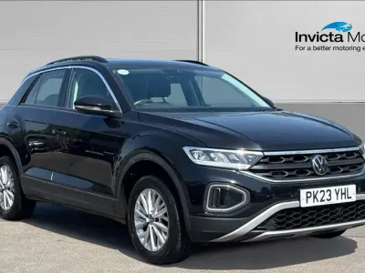 Used VW T-Roc Life 150 HP (110 kW) 2023 Deep black pearl metallic SUV