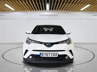 Begagnad Toyota C-HR 122 HK (89 kW) 2018 Vit SUV