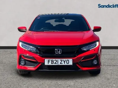 Begagnad Honda Civic EX 126 HK (92 kW) 2021 Röd Halvkombi