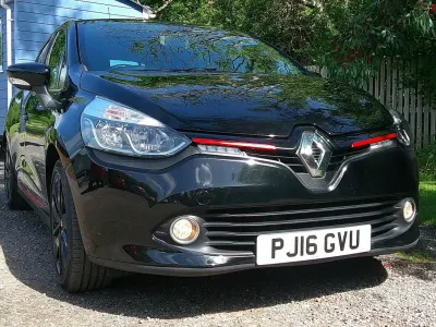 Used Renault Clio Dynamique 2016 Black Hatchback