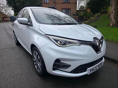 Used Renault Zoe GT 100 kW (136 HP) 2022 White Hatchback