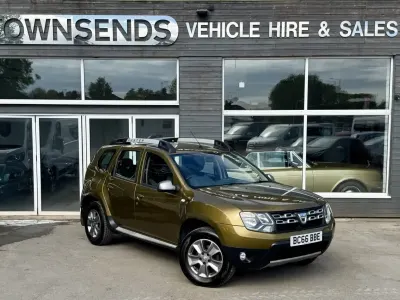Usado Dacia Duster Lauréate 110 HP (80 kW) 2016 Verde SUV
