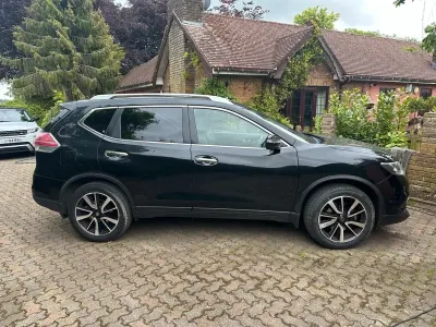 Used Nissan X-Trail SE 130 HP (95 kW) 2017 Black SUV