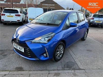 Used Toyota Yaris 2017 Blue Hatchback