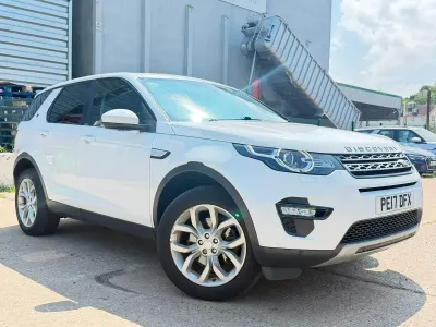 Used Land Rover Discovery 5 HSE 2017 White SUV