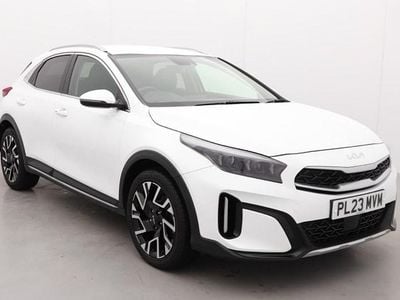 White Used 2023 Kia XCeed SUV | £15,995 (Fair price)