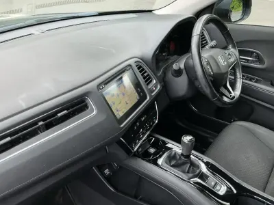Used Honda HR-V SE 130 HP (95 kW) 2018 Crystal black SUV