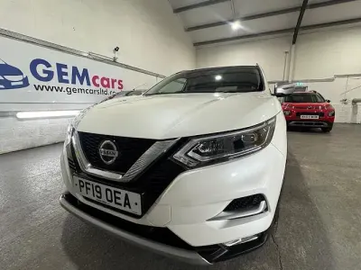 Used Nissan Qashqai N-Motion 140 HP (102 kW) 2019 White SUV
