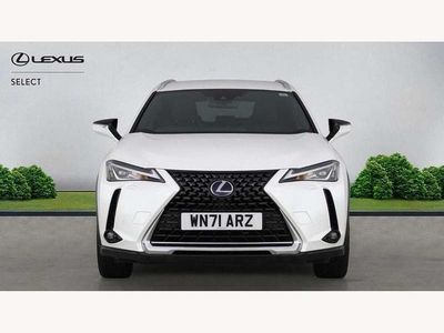 Used Lexus UX 250h 180 HP (132 kW) 2021 White SUV
