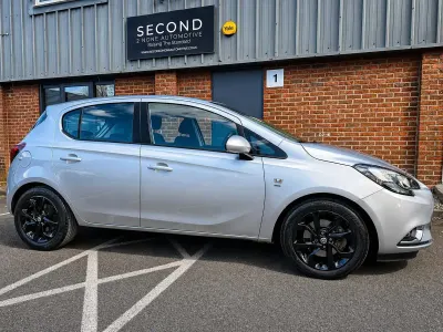 Usado Vauxhall Corsa SRi 90 CV (66 kW) 2016 Gris Utilitario