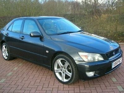 Used Lexus IS200 153 HP (112 kW) 2000 Sedan