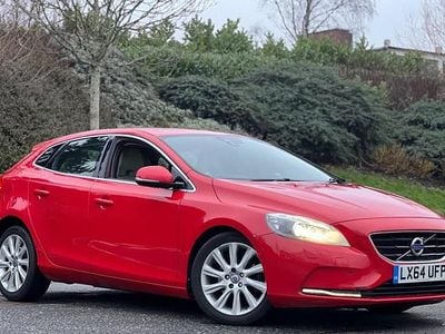 Red Used 2014 Volvo V40 SE Lux Hatchback | £5,195 (Good price)
