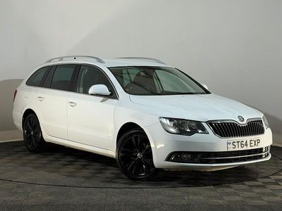 White Used 2014 Skoda Superb Estate | £4,995 (Good price)
