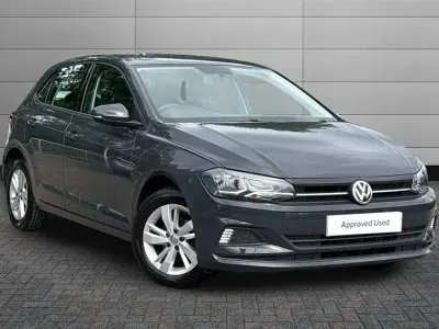 Used VW Polo SE 80 HP (58 kW) 2019 Urano grey Hatchback