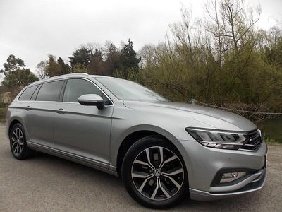 Used VW Passat SEL 150 HP (110 kW) 2019 Silver Estate