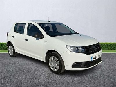 Used Dacia Sandero Essentiel 90 HP (66 kW) 2018 White Hatchback