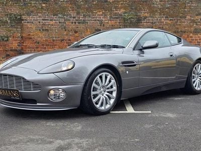Used Aston Martin Vanquish 466 HP (342 kW) 2003 Silver Coupe