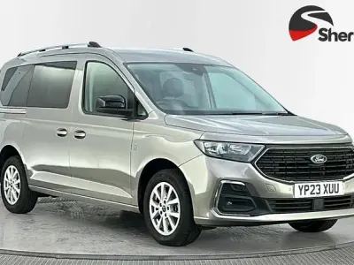 Used Ford Grand Tourneo Connect Titanium 122 HP (89 kW) 2023 Silver MPV