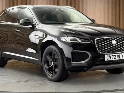 Used Jaguar F-Pace R-Dynamic 204 HP (150 kW) 2022 Santorini black SUV