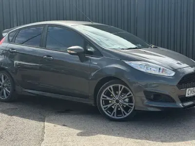 Used Ford Fiesta ST-Line 125 HP (91 kW) 2016 Grey Hatchback