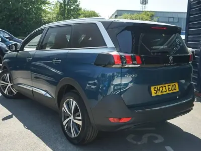 Used Peugeot 5008 Allure+ 130 HP (95 kW) 2023 Blue SUV