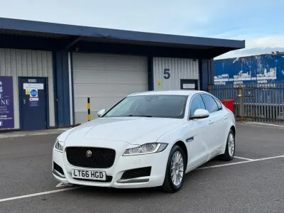 Second-hand Jaguar XF Prestige 2016 Alb Berlinǎ