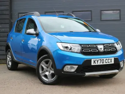 Used Dacia Sandero Essentiel 90 HP (66 kW) 2020 Blue Hatchback
